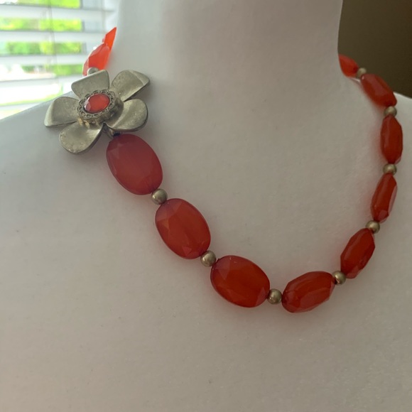 GOLD PLATED FLOWER WITH ORANGE MOON STONES - Picture 3 of 7